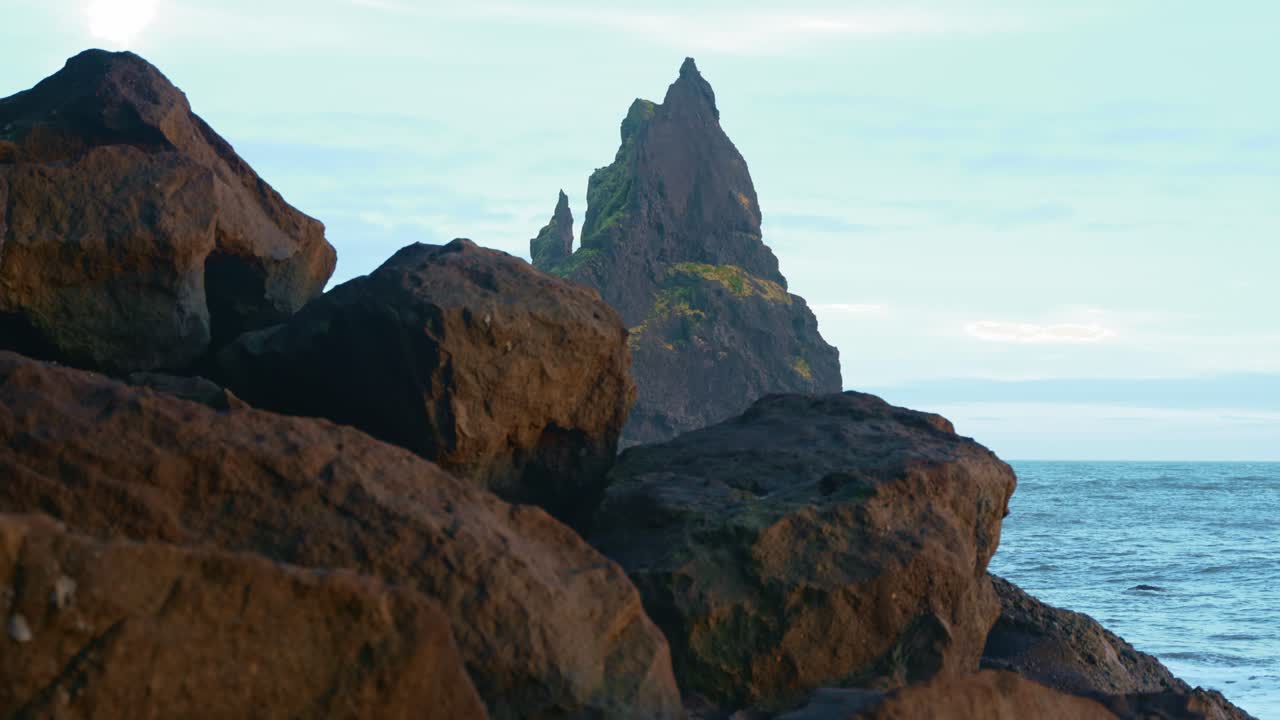 reynisdrangar, islandia