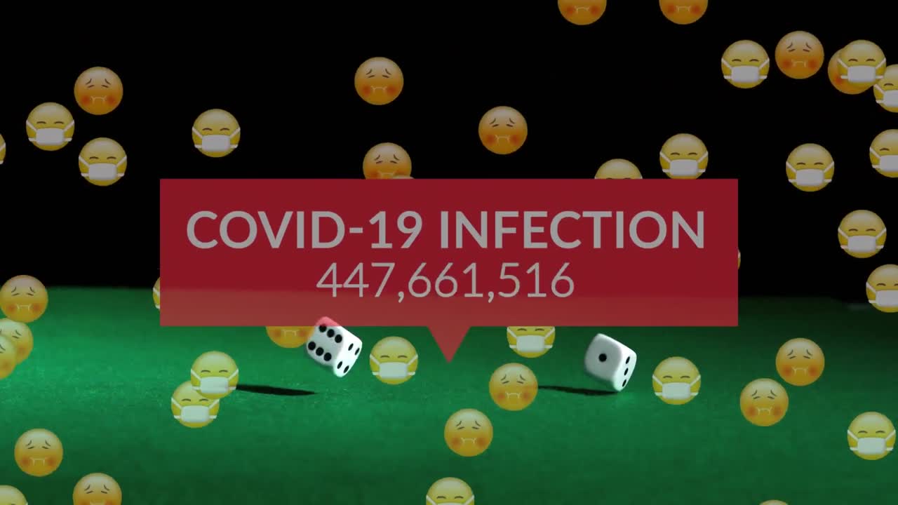 코로나 19 데이터 처리의 애니메이션 얼굴 마스크와 녹색 배경에 있는 두 개의 주사위의 이모티콘을 통해