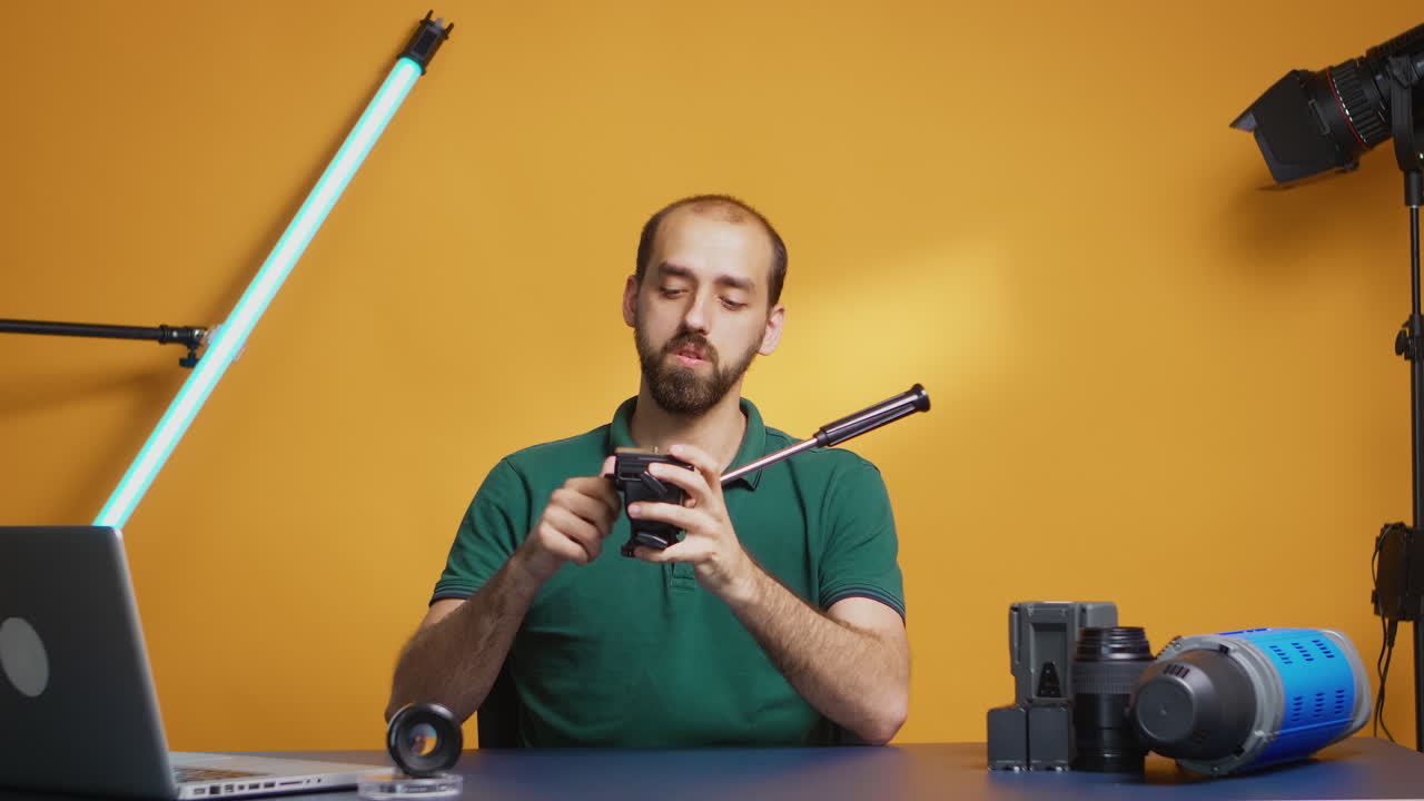 tutoriales de grabación sobre la cabeza del trípode