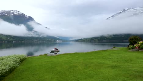 Wunderschöne-Natur-Norwegen.