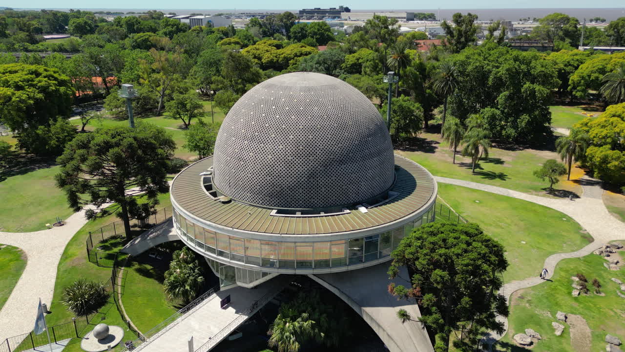 Luftfoto af Galileo Galilei Planetariet og park i Buenos Aires