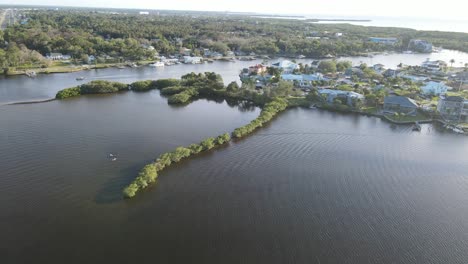 una vista aérea de las hermosas casas exclusivas en new port richey