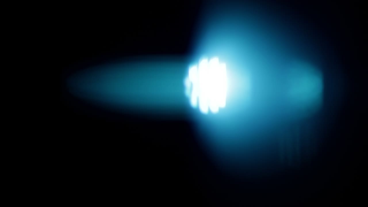 추상적인 유리 빛 누출 검은 바탕에 반사