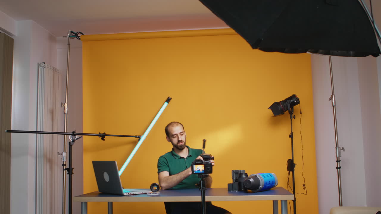 presentación de la cabeza de fluido del trípode