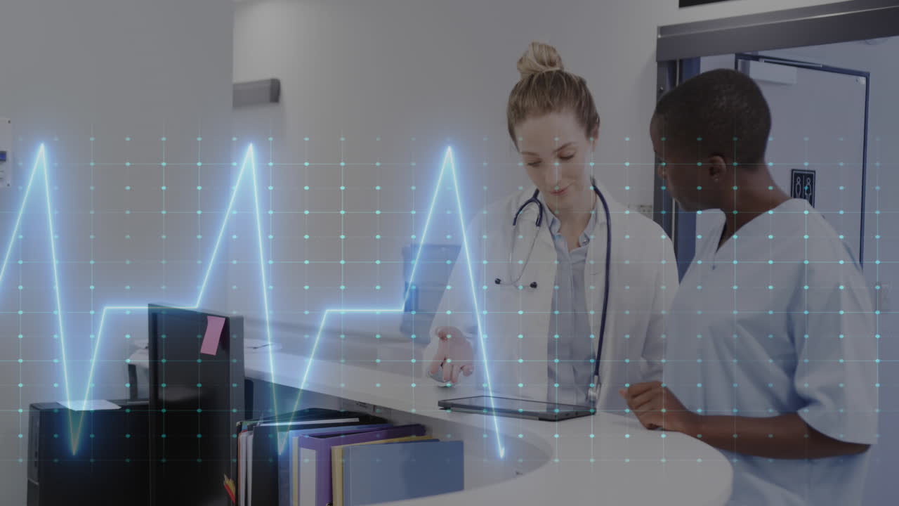 animación del procesamiento de datos sobre diversos médicos en el hospital