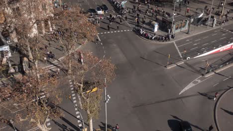 city traffic in barcelona spain