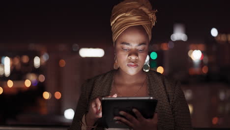 Tablet,-night-and-balcony-with-a-business-black