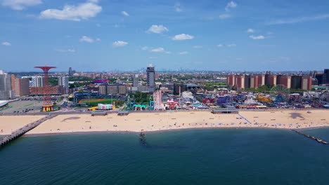 Playa-De-Brighton,-Arena-Suave-Y-Dorada-Que-Se-Extiende-A-Lo-Largo-De-La-Costa.