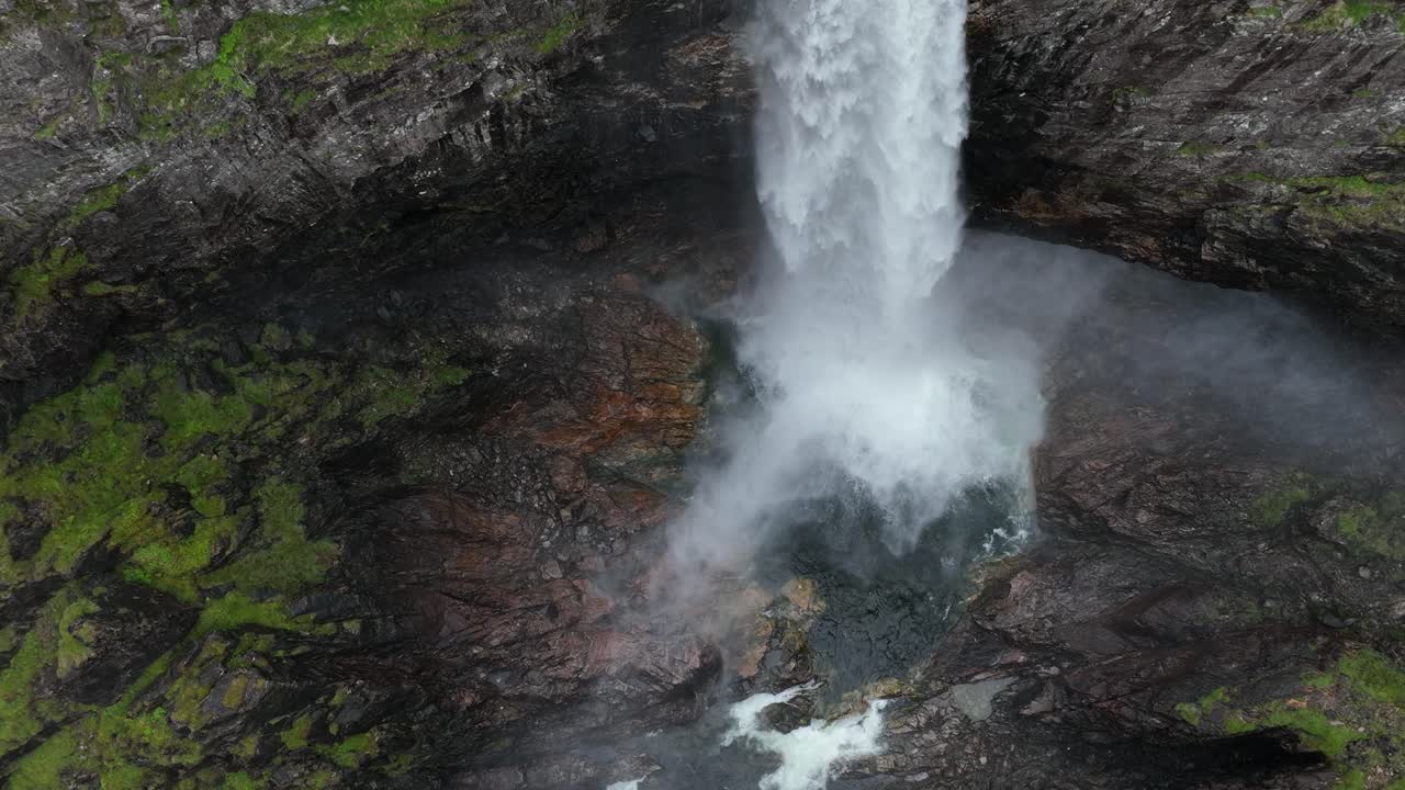 manafossen - cascada - noruega - noruega wasserfall