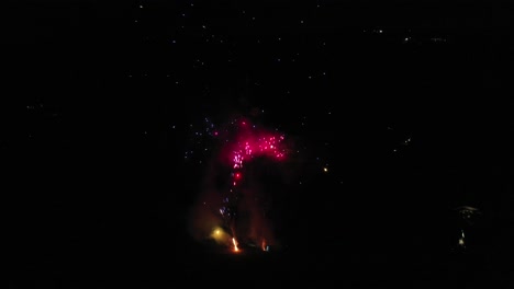 Fireworks-of-different-colors-being-launched-in-the-dead-of-night