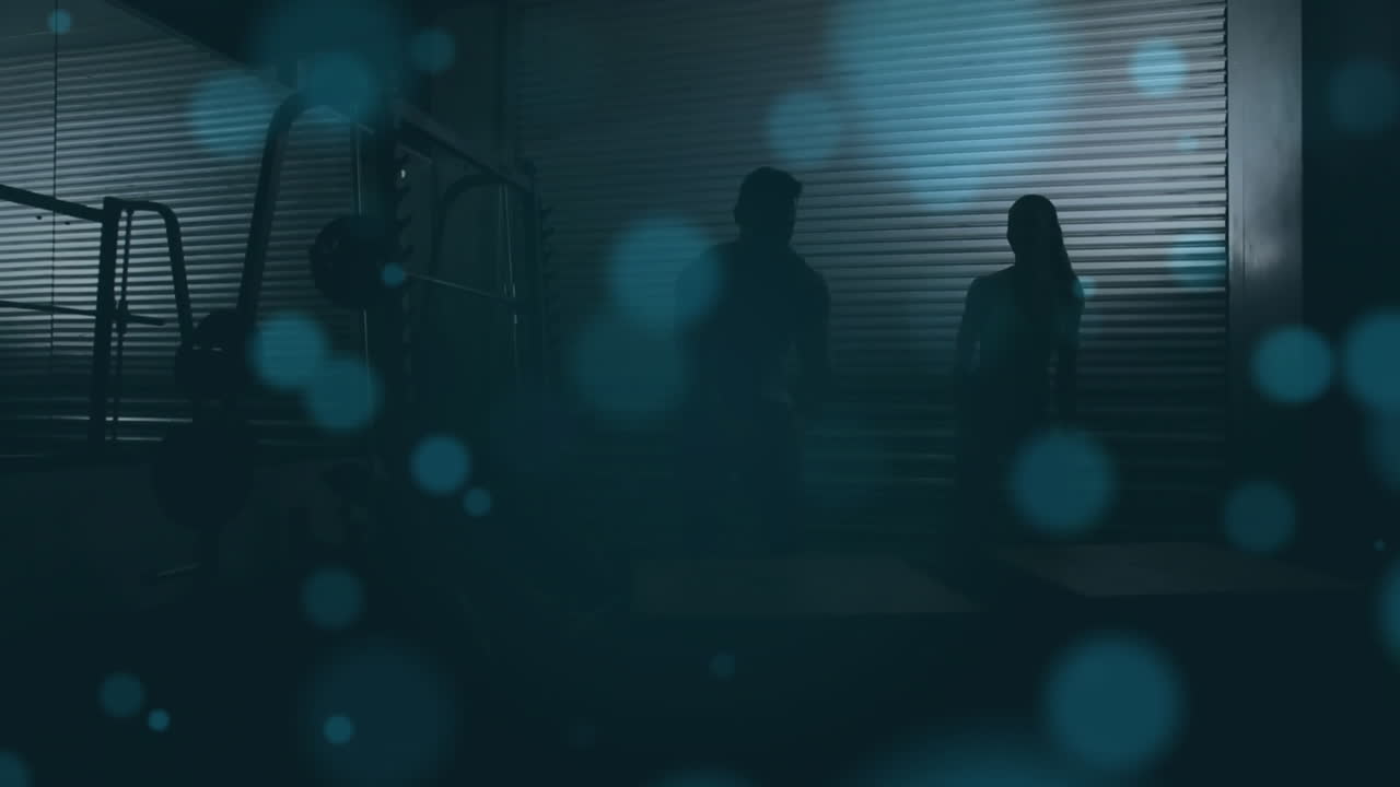 검은 분위기와 함께 스 ⁇ 트와 하이파이빙을 하는 사람들