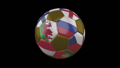 las banderas de los países europeos en la pelota de fútbol girando rápidamente en un fondo transparente, bucle alfa
