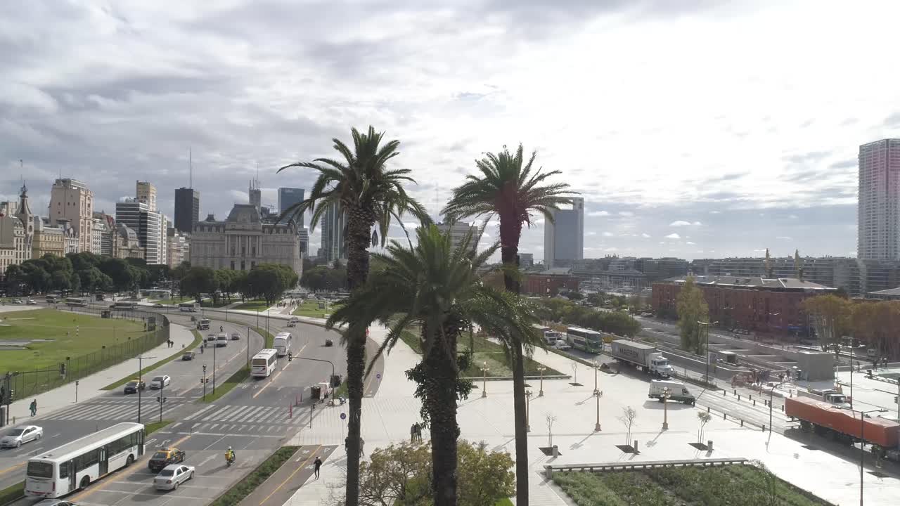 Veduta aerea della città di Buenos Aires, Puerto Madero, Casa Rosada, edifici sullo sfondo.