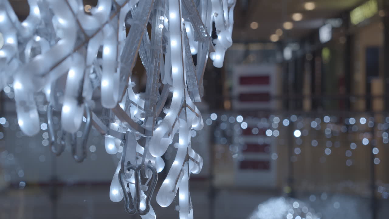 쇼핑몰의 크리스마스 장식