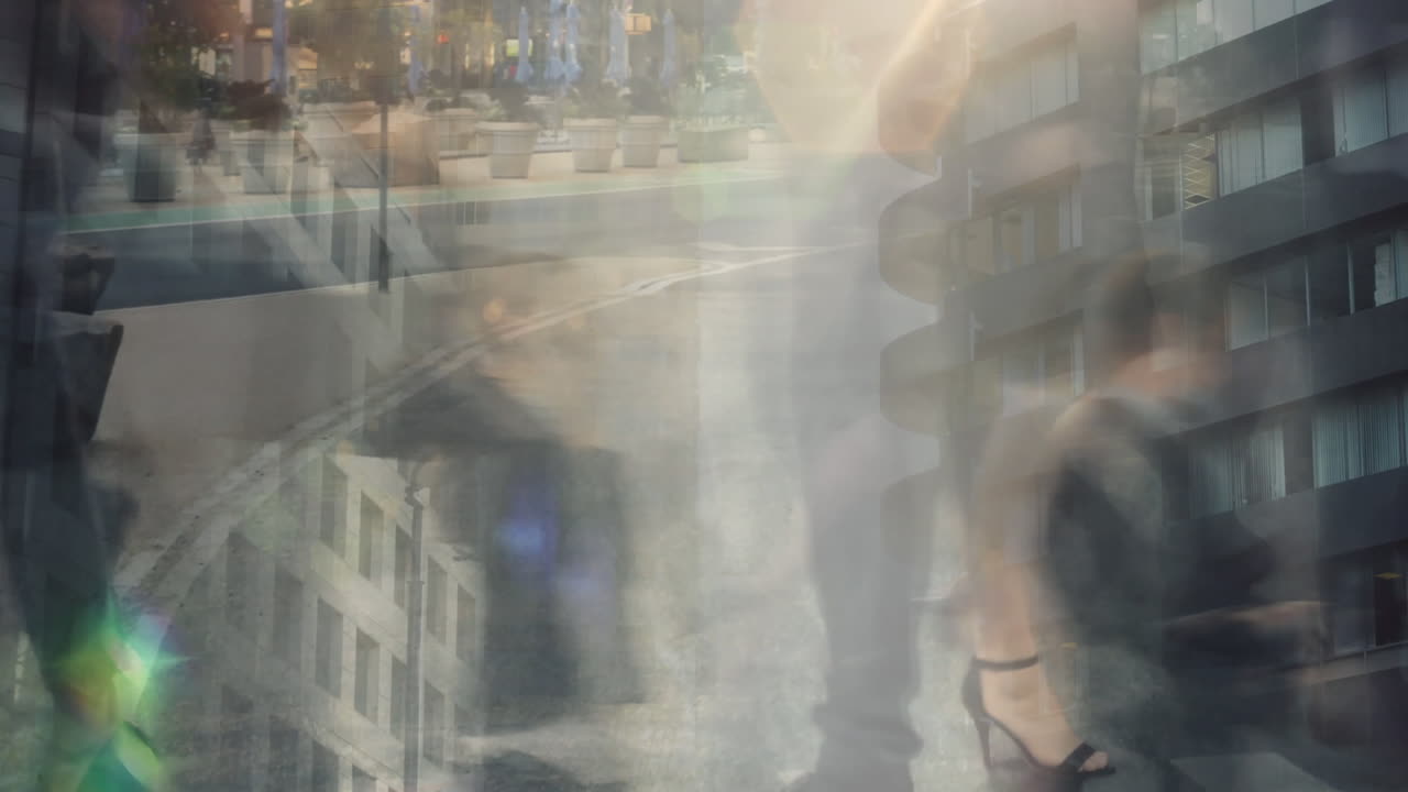 바쁜 통근자와 현대적인 건물 4k