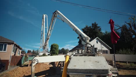 Betonpumpenwagen-Wackelt-Beim-Betonpumpen