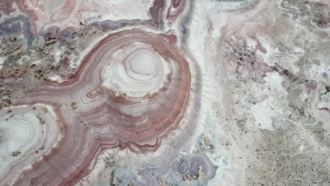 지구의 화성과 비슷하다