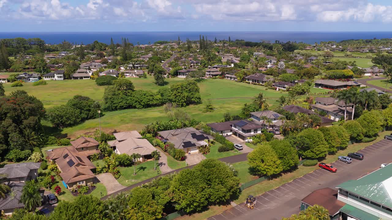 4K aerial of Hanalei in Kauai, Hawaii, USA