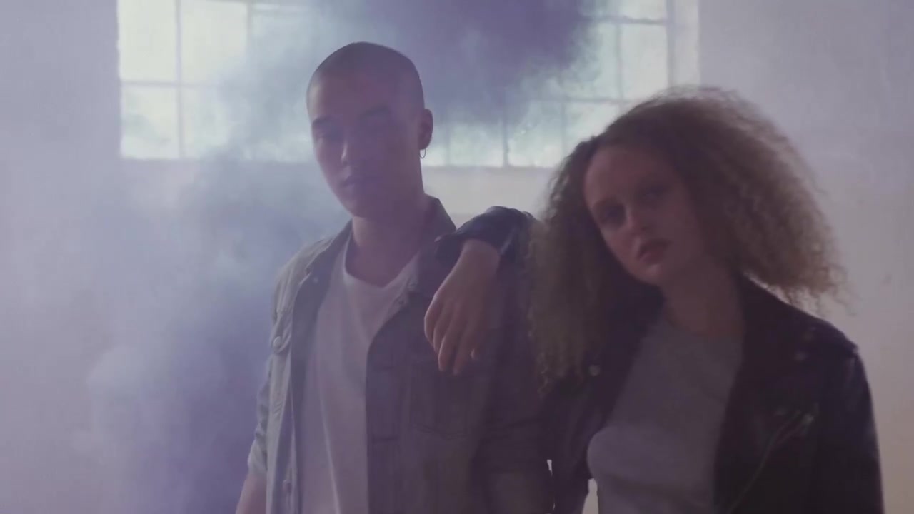 Koláž grunge a portrétních obrázků