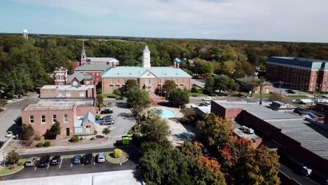 Aerial-Zoom,-Tarboro-NC,-Tarboro-North-Carolina-in-4k,-Hometown-America,-Small-Town-USA