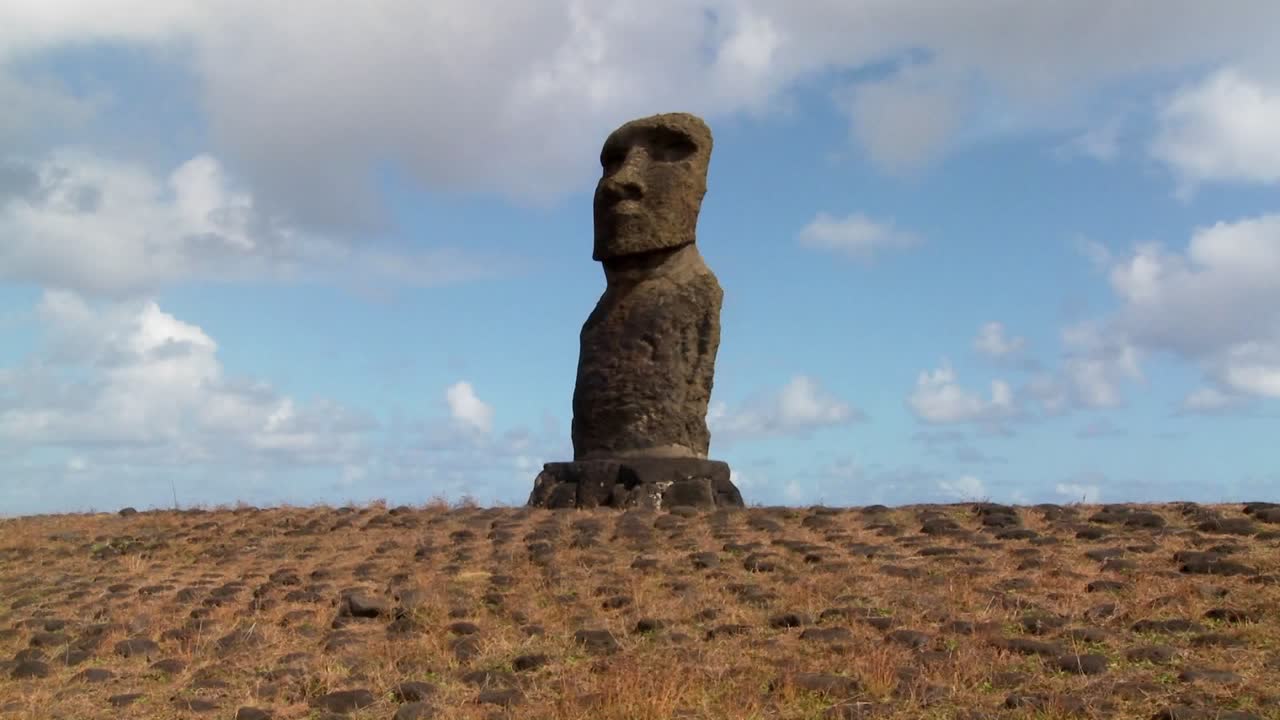 lapso de tiempo de las estatuas místicas de la isla de pascua 4