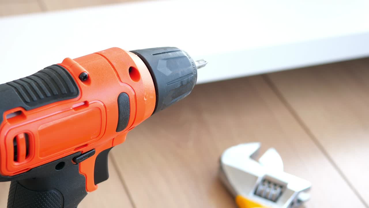 herramientas para la reparación o la instalación