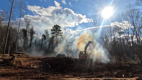 tractor deforestando en humo, 4k, estados unidos