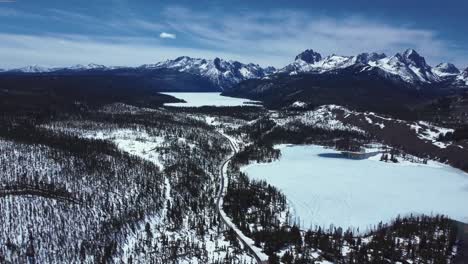 snowcapped mountains and frosted lakes in sawtooth mountains in idaho