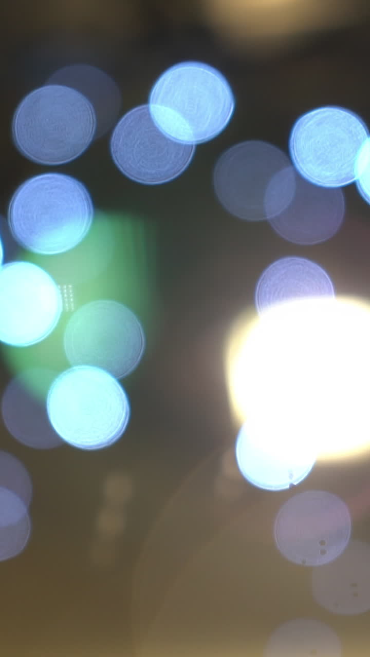 luces bokeh por la noche