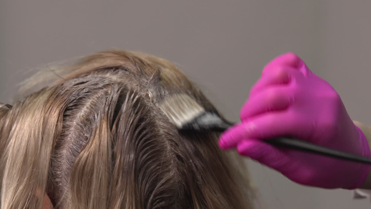 Processo di tintura dei capelli