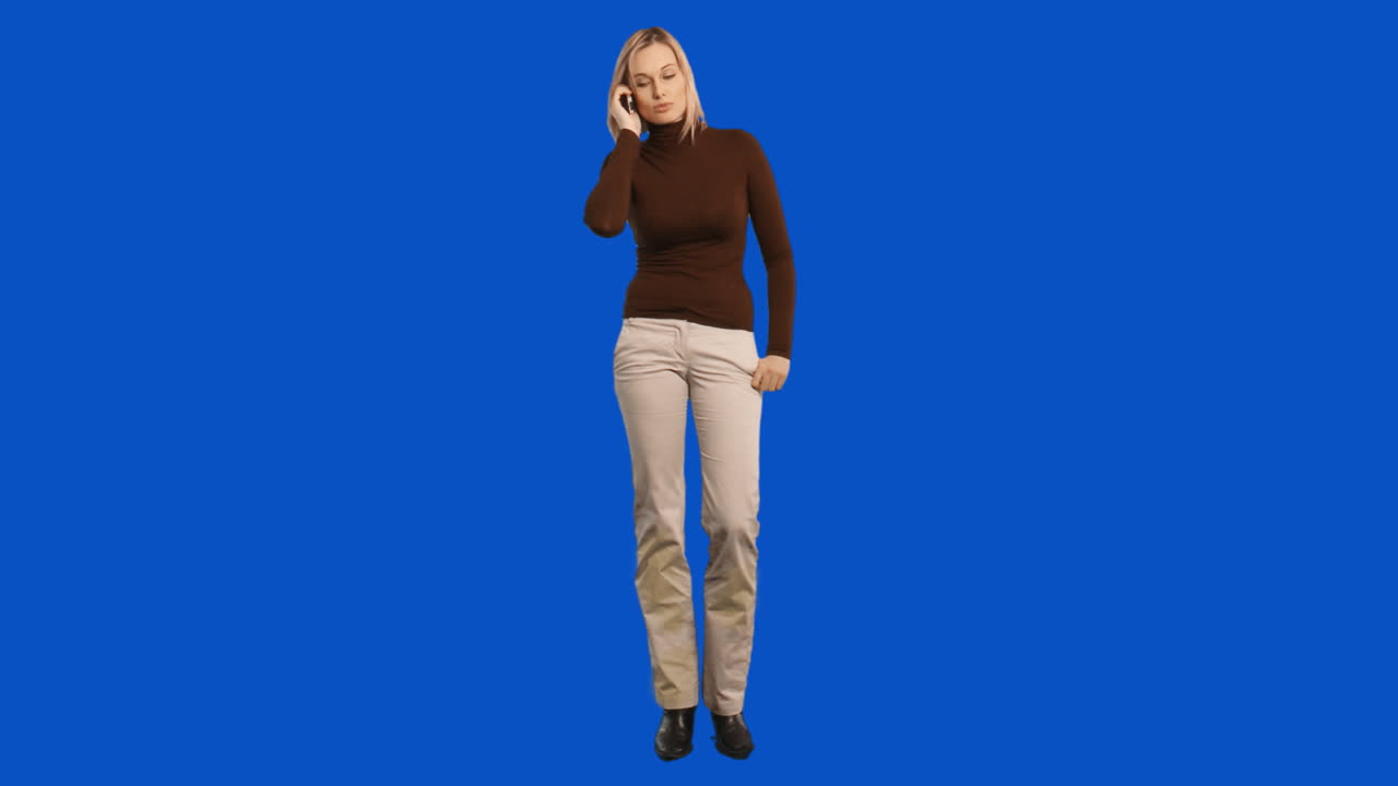 Blue screen footage of businesswoman1