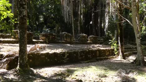 Bau-Der-Elf-Türen-An-Der-Maya-Stätte-Kohunlich---Quintana-Roo,-Mexiko