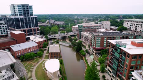 Slow-Aerial-Push-In-along-the-Reedy-River