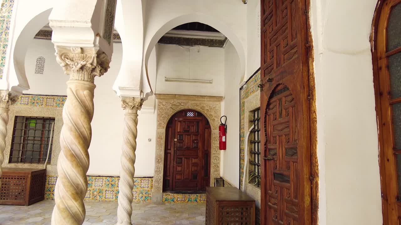 door carved in the middle of the palace dar aziza ala casbah of algiers