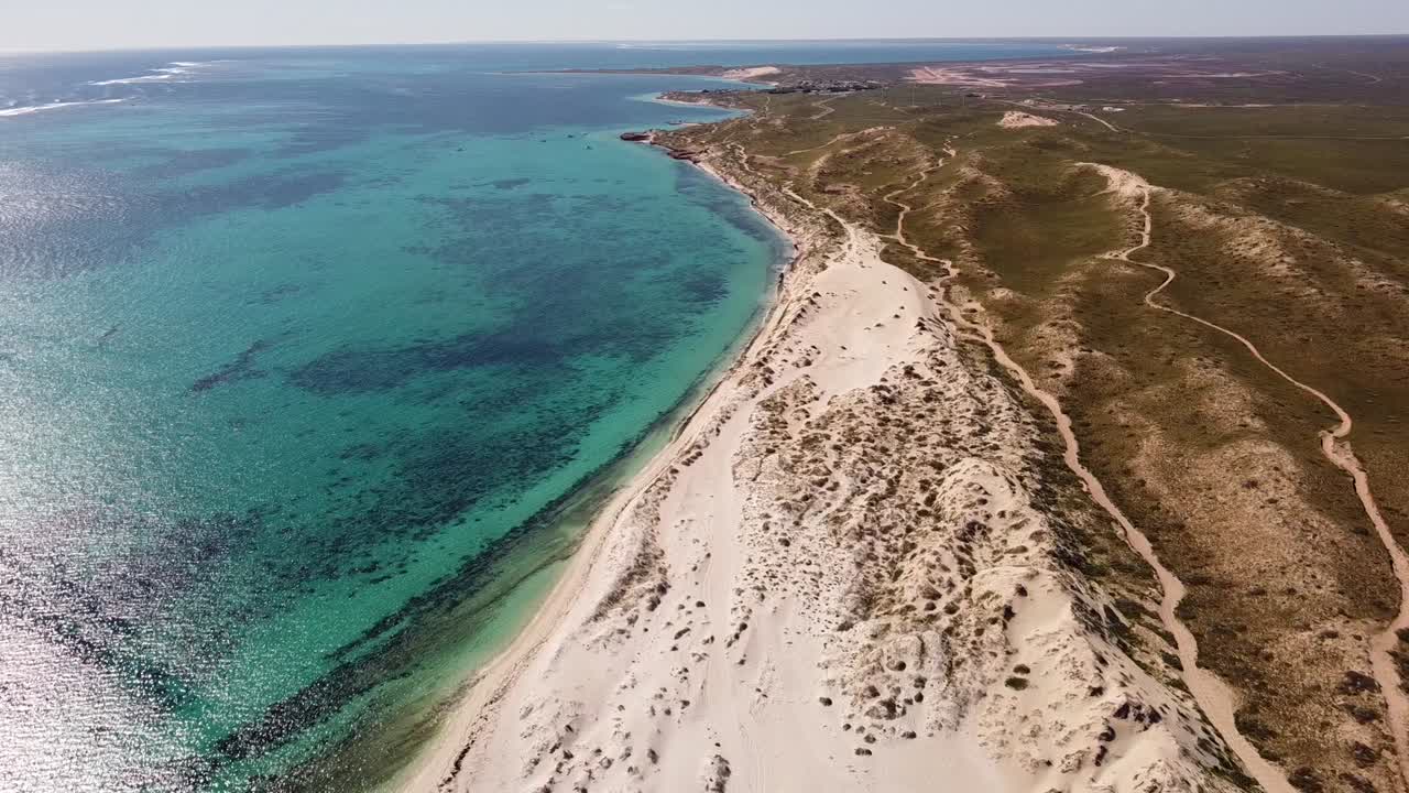 playa de cinco dedos ubicada en coral bay, australia occidental
