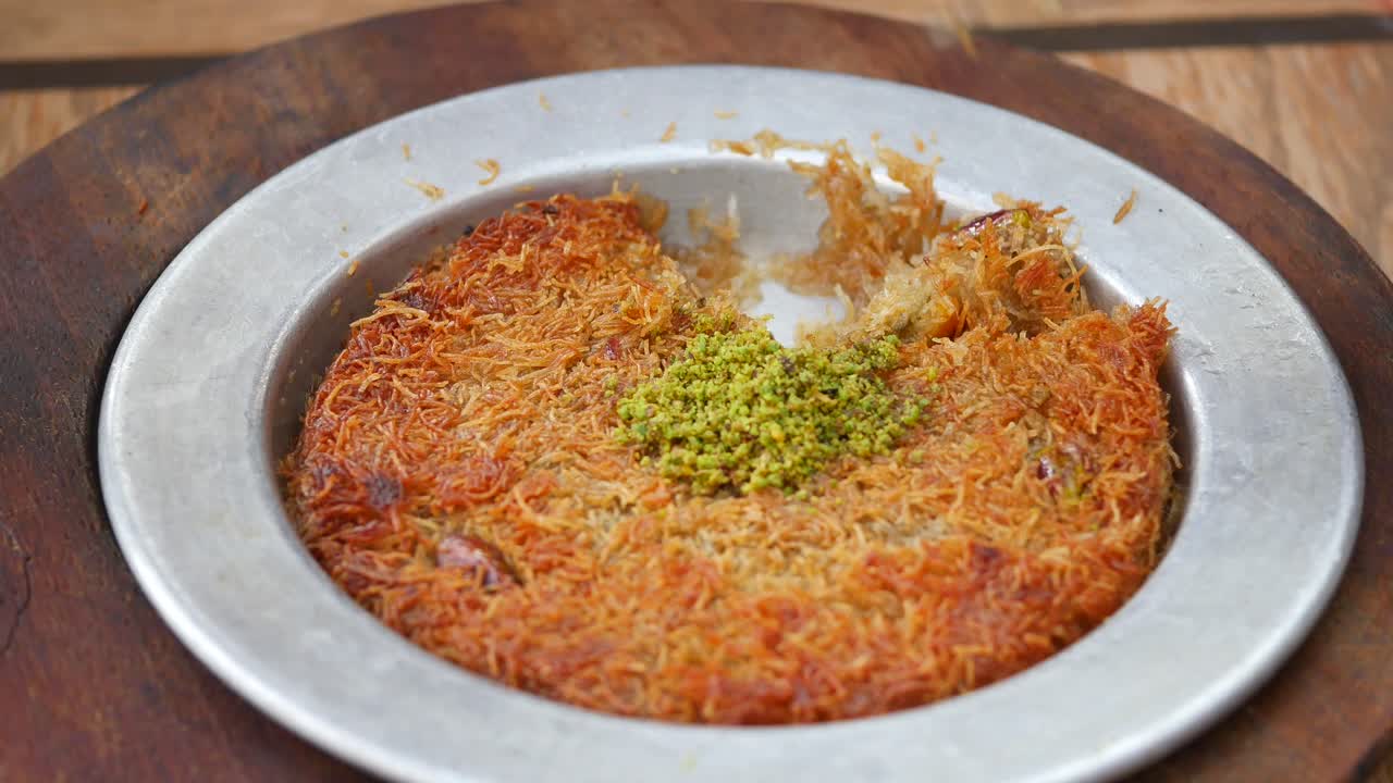 delicioso postre turco de künefe