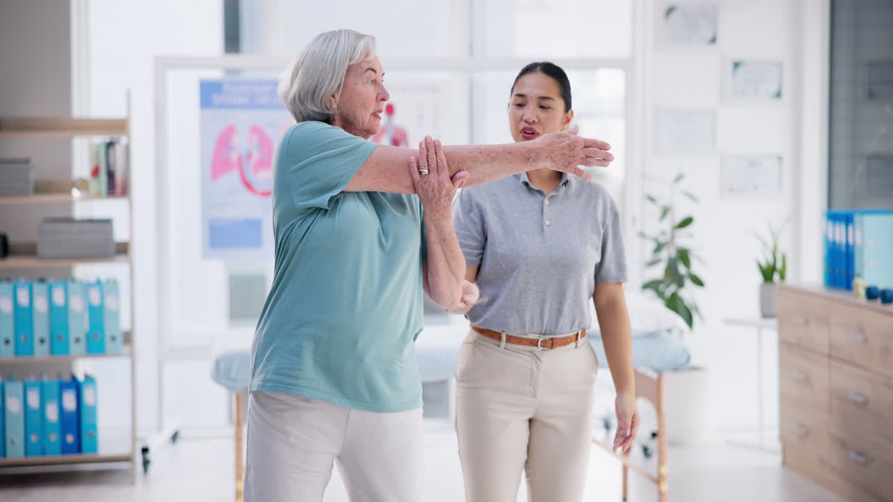 노인 환자, 물리 치료