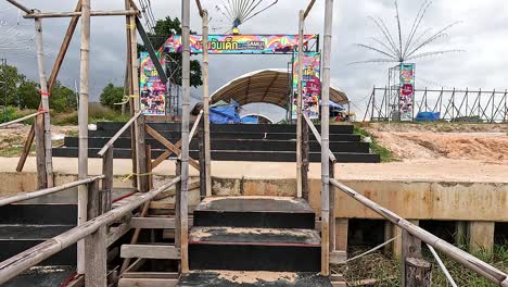 samui festival stage and entryway