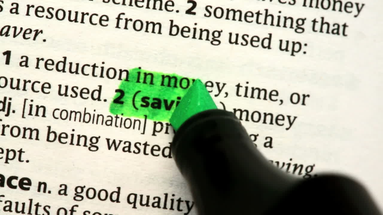 저축이 강조되었습니다.