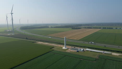 Antena-De-Gran-Molino-De-Viento-En-Construcción