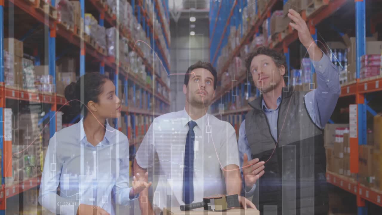 창고에서 일하는 다양한 사람들에 대한 통계 및 데이터 처리의 애니메이션