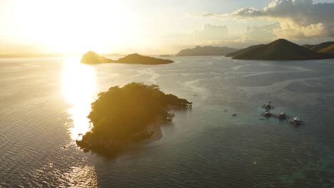 puesta de sol en la isla, vista aérea