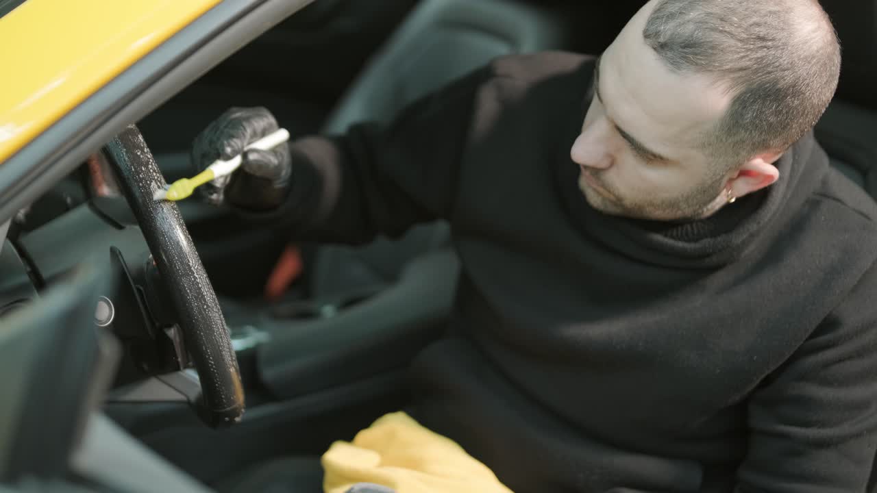 Professional Car Detailing – Washing, Ceramic Coating, and Interior Cleaning