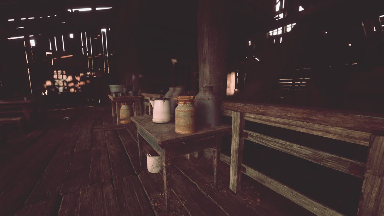 우유 캔 을 가진 시골 의 창고 내부