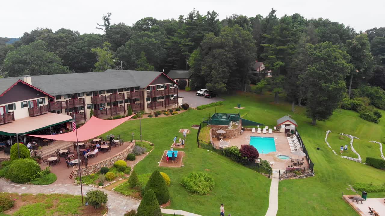 4K Drone Video of Mountainside Resort at Little Switzerland, NC on Summer Day-5