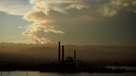 time lapse of wildfire smoke over boulder, colorado