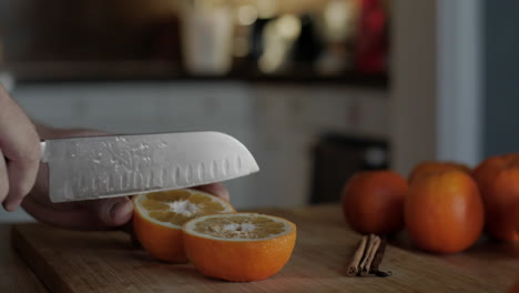 slicing oranges for orange wine