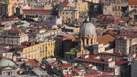 Ciudad-De-Nápoles-Desde-La-Colina