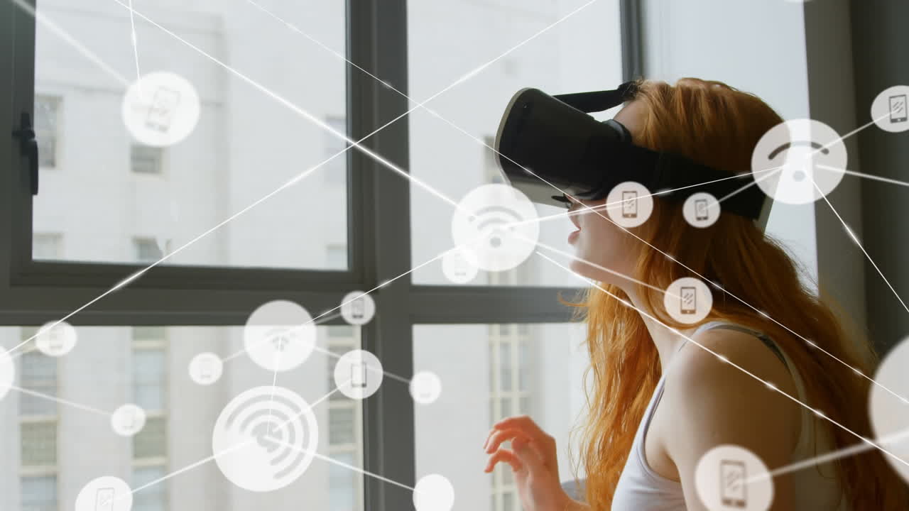 red de iconos digitales contra la mujer caucásica que usa auriculares vr en casa