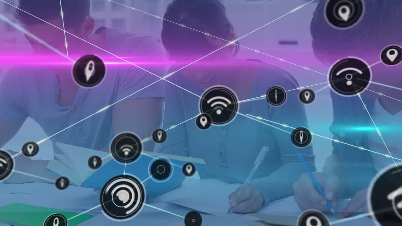 animación de la red de conexiones con iconos sobre los estudiantes